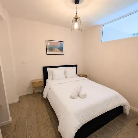 Apartment Cosy Entre La Et Buttes-chaumont *