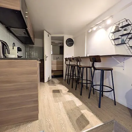 Cosy Entre La Et Buttes-chaumont Apartment